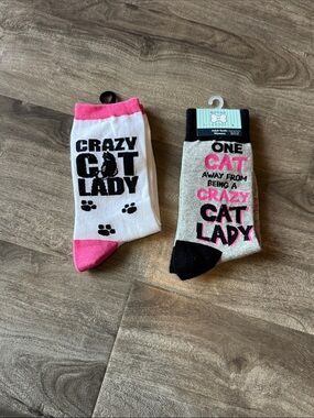 *** free 🎁 with $90 purchase** Cat-Themed Women's Socks - Pink & Black Accent